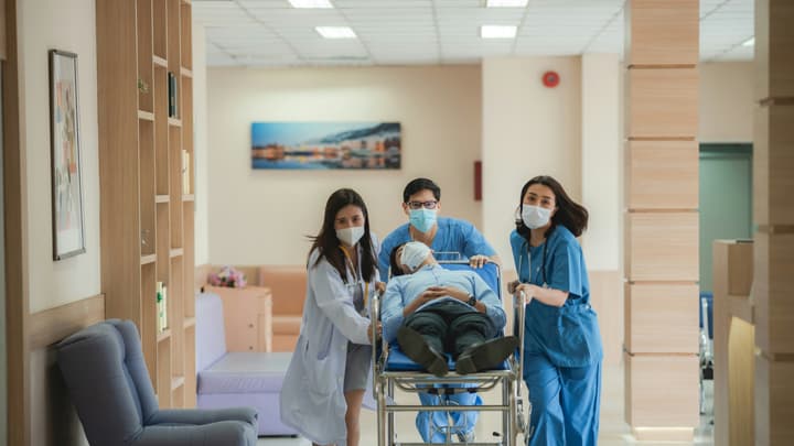 EKUZ a hospitalizacja za granicą — koszty i współpłatności per kraj