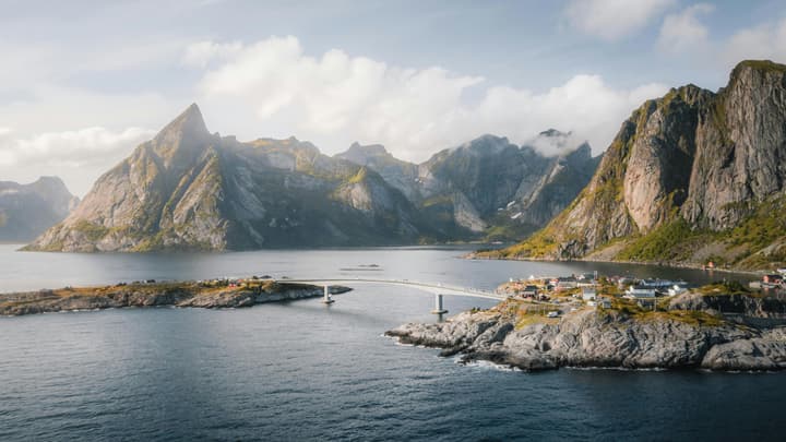 EKUZ czy ubezpieczenie do Norwegii — fiordy, narty, koszty