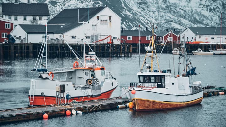 Jak wyrobić kartę EKUZ do Norwegii? Co obejmuje?