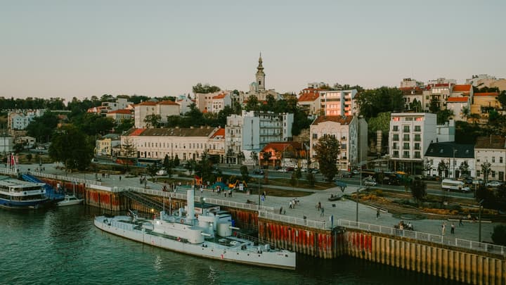 Ubezpieczenie zamiast EKUZ — Serbia, Macedonia Płn., Kosowo (karta NIE działa)