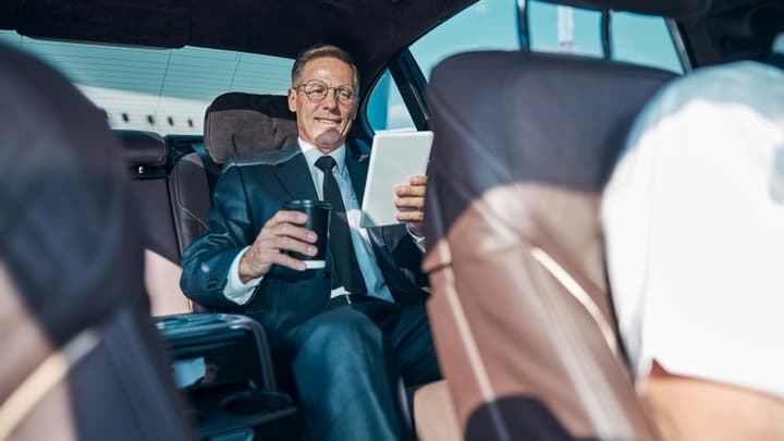 Limit 150 tys. zł — jak rozliczyć AC drogiego auta firmowego?
