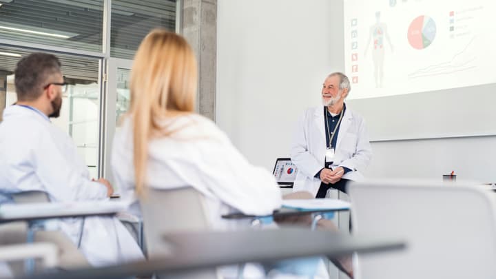 Jak rozliczyć pakiety medyczne dla pracowników?