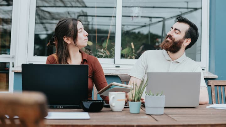 Ubezpieczenie OC zawodowe - kompleksowy przewodnik po ochronie dla freelancerów i firm