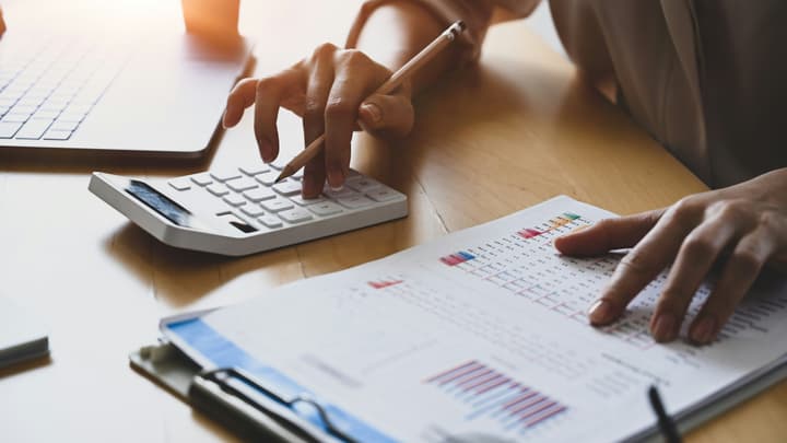 Podwyżka Storebælt +40% od 1 stycznia 2026 — nowe ceny mostu w Danii