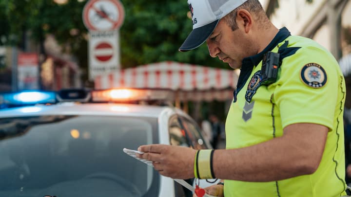 Ile wynosi mandat za przekroczenie prędkości 2022?