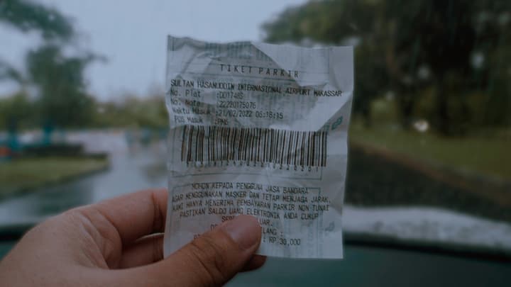 Czy dowód zakupu OC trzeba wozić ze sobą w samochodzie?