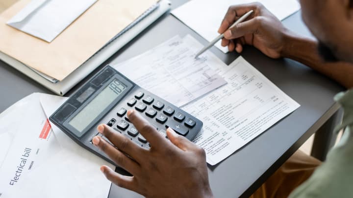 W jaki sposób są obliczane zniżki na OC i co warto o nich wiedzieć?