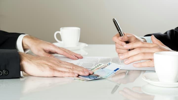 Wyłączenia odpowiedzialności w OC i AC – na co trzeba uważać?