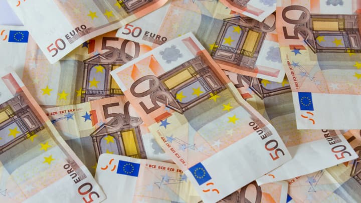 Ile kosztuje wyjazd do Grecji w 2026? Realny budżet na tydzień, 14 dni i własną rękę