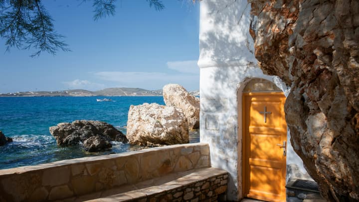 Paros — przewodnik po cykladzkiej perle