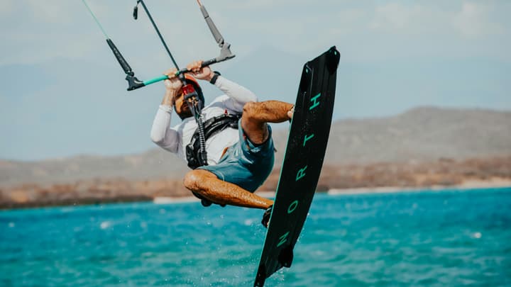 Ubezpieczenie na kitesurfing - ile kosztuje? Przed czym chroni?